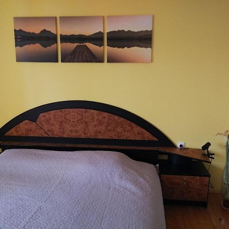 אומאג Giorgina Apartments מראה חיצוני תמונה